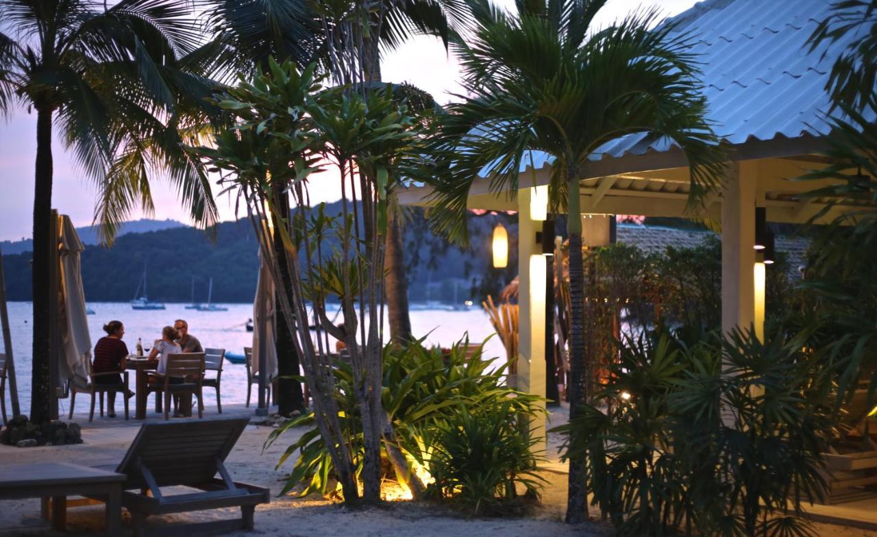 Hotel The Cove Panwa Beach Exterior foto