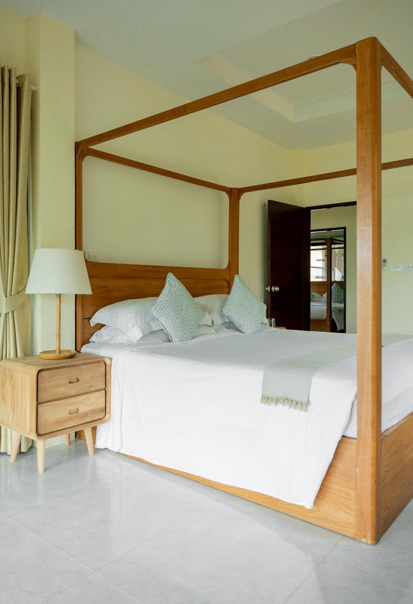 Hotel The Cove Panwa Beach Exterior foto