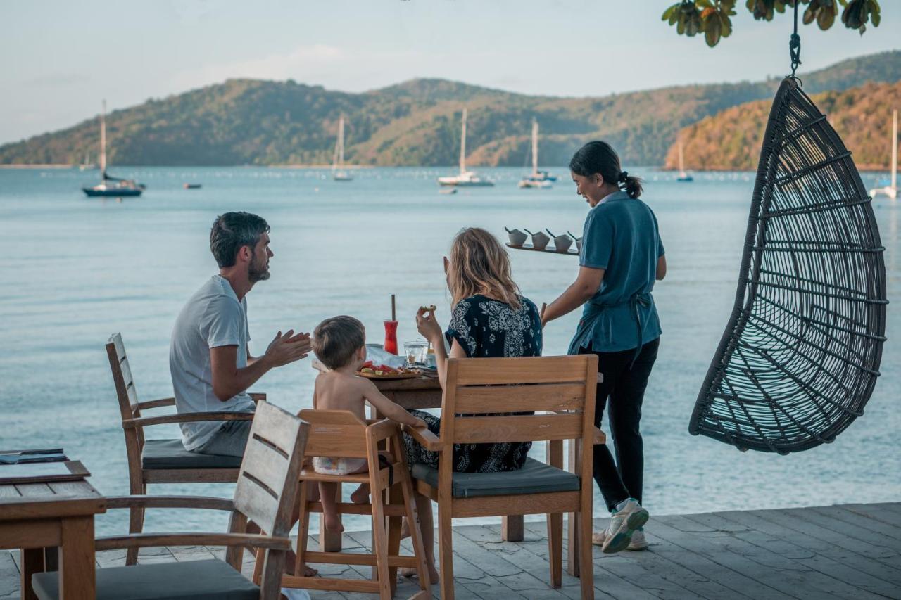 Hotel The Cove Panwa Beach Exterior foto
